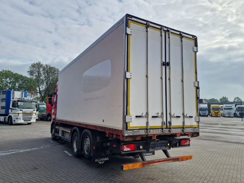 Scania S500 NGS Highline 6x2 - BDF - Full air - Loadlift - Box - Navi - Retarder - Cserefelépítményes teherautó: 5 kép. Scania S500 NGS Highline 6x2 - BDF - Full air - Loadlift - Box - Navi - Retarder - Cserefelépítményes teherautó: 5 kép.