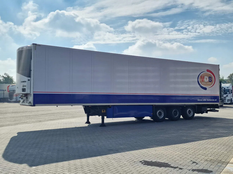 Schmitz Cargobull SCB*S3B Thermoking SLXe 300 Frigo - Dhollandia Loadlift 2.000 KG - Félpótkocsi hőszigetelt: 3 kép. Schmitz Cargobull SCB*S3B Thermoking SLXe 300 Frigo - Dhollandia Loadlift 2.000 KG - Félpótkocsi hőszigetelt: 3 kép.