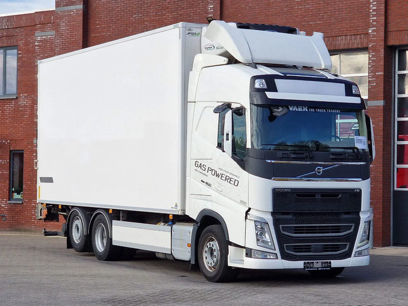 Volvo FH 13.460 Globetrotter 6x2 - Carrier Frigo Supra 850 Nordic - Loadlift - Full air - LNG - Hőszigetelt teherautó: 1 kép. Volvo FH 13.460 Globetrotter 6x2 - Carrier Frigo Supra 850 Nordic - Loadlift - Full air - LNG - Hőszigetelt teherautó: 1 kép.