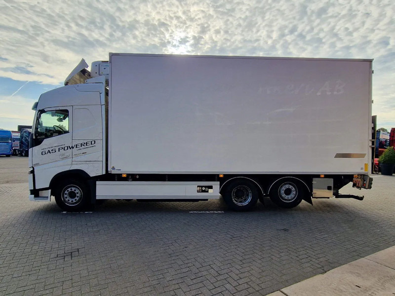 Volvo FH 13.460 Globetrotter 6x2 - Carrier Frigo Supra 850 Nordic - Loadlift - Full air - LNG - Hőszigetelt teherautó: 4 kép. Volvo FH 13.460 Globetrotter 6x2 - Carrier Frigo Supra 850 Nordic - Loadlift - Full air - LNG - Hőszigetelt teherautó: 4 kép.