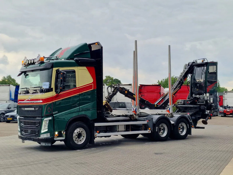 Volvo FH 13.540 6x4 - HIAB / Loglift F125Z 80 Crane - Krane - Grua year 2019 - Rönkszállító teherautó, Darus autó: 5 kép. Volvo FH 13.540 6x4 - HIAB / Loglift F125Z 80 Crane - Krane - Grua year 2019 - Rönkszállító teherautó, Darus autó: 5 kép.