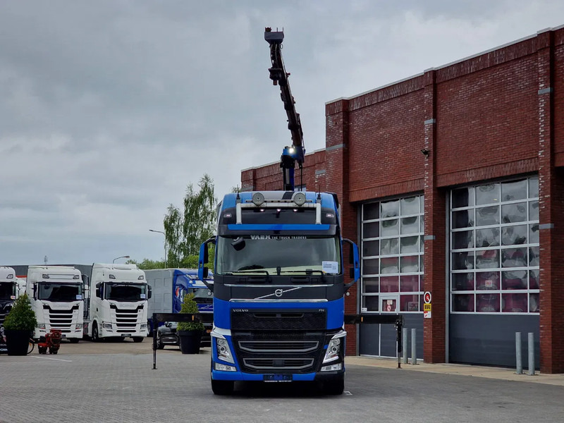 Volvo FH 13.540 Globetrotter 6x4 - HMF 1920K with remote year 2019 - Full air - Leather - Darus autó: 2 kép. Volvo FH 13.540 Globetrotter 6x4 - HMF 1920K with remote year 2019 - Full air - Leather - Darus autó: 2 kép.