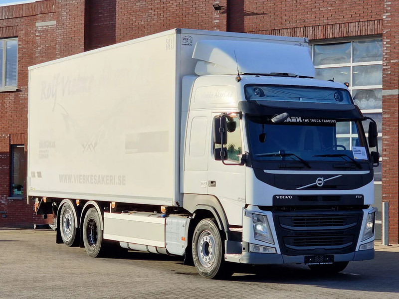 Volvo FM 13.460 Globetrotter 6x2*4 - Frigo Carrier Supra 1150 U MT - Zepro loadlift - Steering axle - Hűtős teherautó: 1 kép. Volvo FM 13.460 Globetrotter 6x2*4 - Frigo Carrier Supra 1150 U MT - Zepro loadlift - Steering axle - Hűtős teherautó: 1 kép.