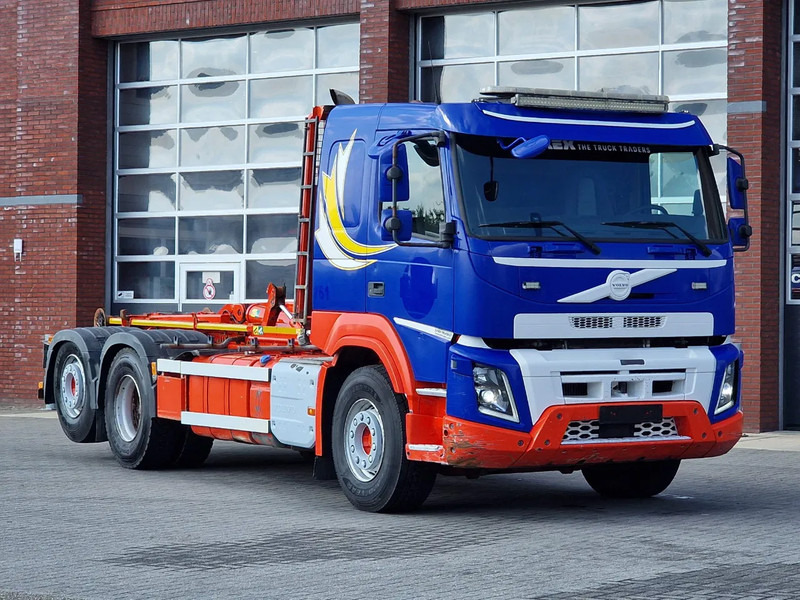 Volvo FMX 410 6x2*4 - JOAB Hooklift 20T - Euro 6 - Full air - Horgos rakodó teherautó: 2 kép. Volvo FMX 410 6x2*4 - JOAB Hooklift 20T - Euro 6 - Full air - Horgos rakodó teherautó: 2 kép.