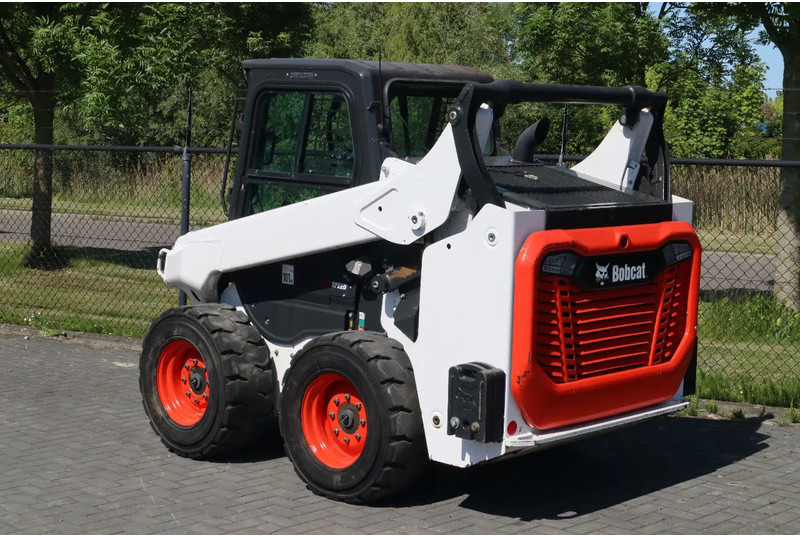 Bobcat S66 | HIGH FLOW | AUTO RIDE CONTROL | AIRCO - Mini homlokrakodó: 3 kép. Bobcat S66 | HIGH FLOW | AUTO RIDE CONTROL | AIRCO - Mini homlokrakodó: 3 kép.