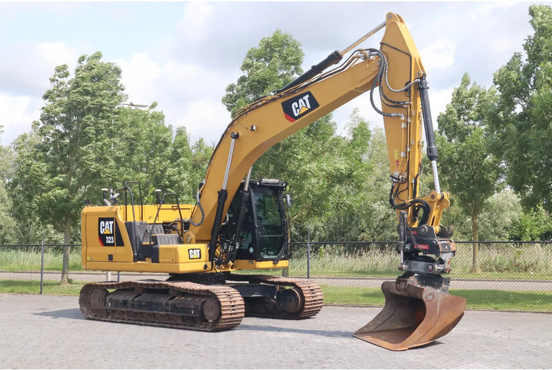 Caterpillar 323 07A | ROTOTILT | GPS NOVATRON | OILQUICK | FULL OPTION - Lánctalpas kotró: 5 kép. Caterpillar 323 07A | ROTOTILT | GPS NOVATRON | OILQUICK | FULL OPTION - Lánctalpas kotró: 5 kép.