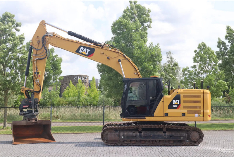 Caterpillar 323 07A | ROTOTILT | GPS NOVATRON | OILQUICK | FULL OPTION - Lánctalpas kotró: 1 kép. Caterpillar 323 07A | ROTOTILT | GPS NOVATRON | OILQUICK | FULL OPTION - Lánctalpas kotró: 1 kép.