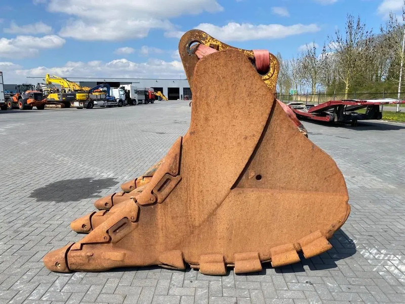 Caterpillar 390 TOOTH BUCKET | TEETH BUCKET | SCHAUFEL - Kanál - Építőipari gépek: 4 kép. Caterpillar 390 TOOTH BUCKET | TEETH BUCKET | SCHAUFEL - Kanál - Építőipari gépek: 4 kép.