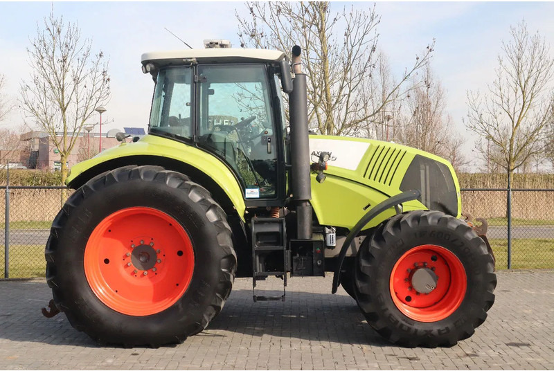 Claas Axion 850 | HEXASHIFT MANUAL | FRONT PTO - Traktor: 4 kép. Claas Axion 850 | HEXASHIFT MANUAL | FRONT PTO - Traktor: 4 kép.