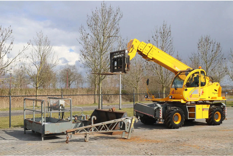 Dieci PEGASUS 40.18 | FORKS | JIB | BASKET | BUCKET - Teleszkópos rakodó: 2 kép. Dieci PEGASUS 40.18 | FORKS | JIB | BASKET | BUCKET - Teleszkópos rakodó: 2 kép.