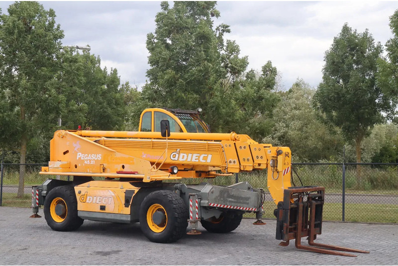 Dieci PEGASUS 45.21 | FORKS | WINCH | LOW HOURS - Teleszkópos rakodó: 5 kép. Dieci PEGASUS 45.21 | FORKS | WINCH | LOW HOURS - Teleszkópos rakodó: 5 kép.