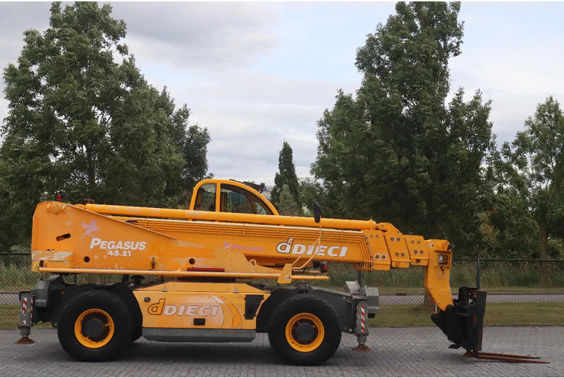 Dieci PEGASUS 45.21 | FORKS | WINCH | LOW HOURS - Teleszkópos rakodó: 4 kép. Dieci PEGASUS 45.21 | FORKS | WINCH | LOW HOURS - Teleszkópos rakodó: 4 kép.