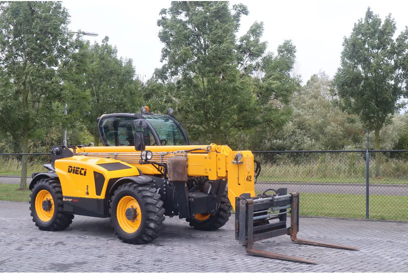 Dieci RUNNER 40.13 | HYDR. FORKS | LOW HOURS - Teleszkópos rakodó: 5 kép. Dieci RUNNER 40.13 | HYDR. FORKS | LOW HOURS - Teleszkópos rakodó: 5 kép.