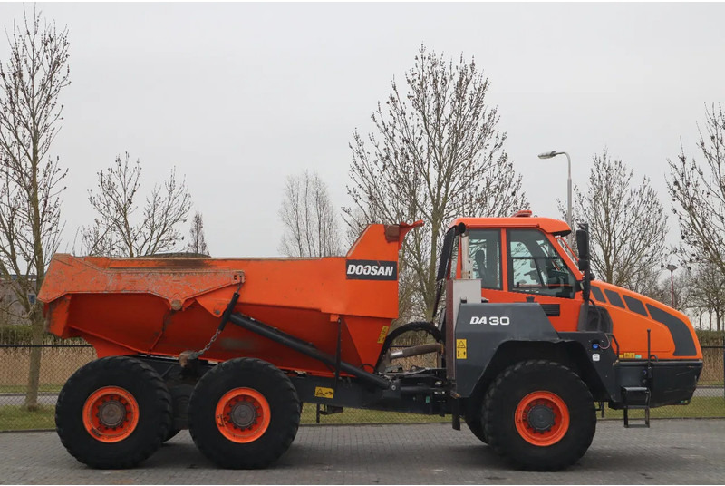Doosan DA 30 | TAILGATE | AIRCO | GOOD CONDITION - Csuklós dömper: 4 kép. Doosan DA 30 | TAILGATE | AIRCO | GOOD CONDITION - Csuklós dömper: 4 kép.