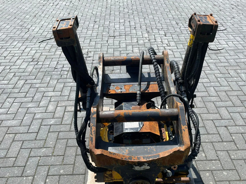 Tiltrotátor - Építőipari gépek Engcon EC226 | S70 | TILT ROTATOR | ROTOTILT: 8 kép.