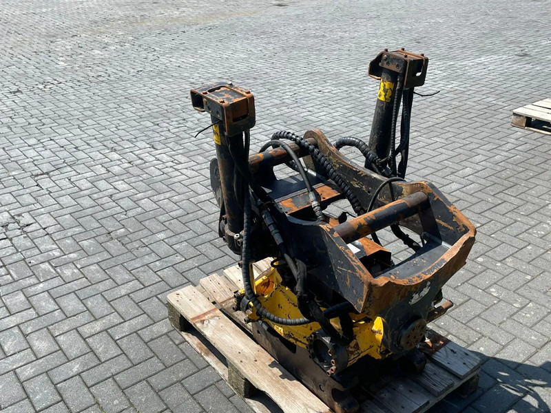 Tiltrotátor - Építőipari gépek Engcon EC226 | S70 | TILT ROTATOR | ROTOTILT: 9 kép.