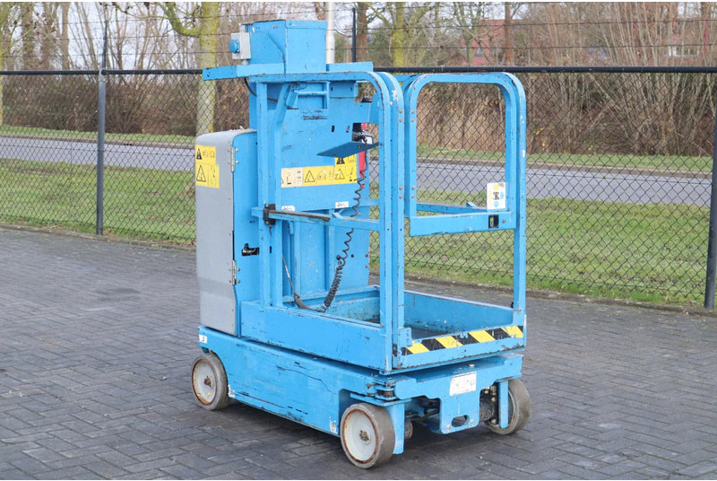 Genie GRC-12 | 5.6 METER | 227 KG - Emelő: 5 kép. Genie GRC-12 | 5.6 METER | 227 KG - Emelő: 5 kép.