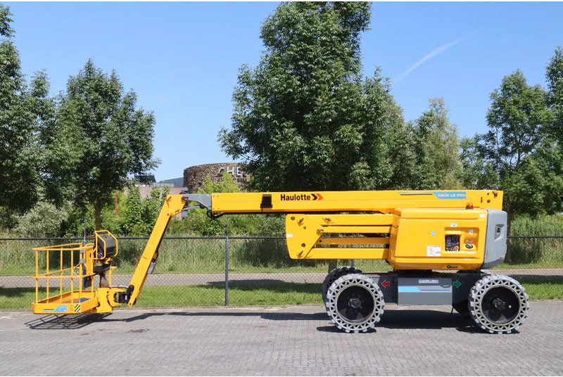 Haulotte HA20 LE PRO | 20 METER | NEW BATTERIES - Személyemelő: 1 kép. Haulotte HA20 LE PRO | 20 METER | NEW BATTERIES - Személyemelő: 1 kép.