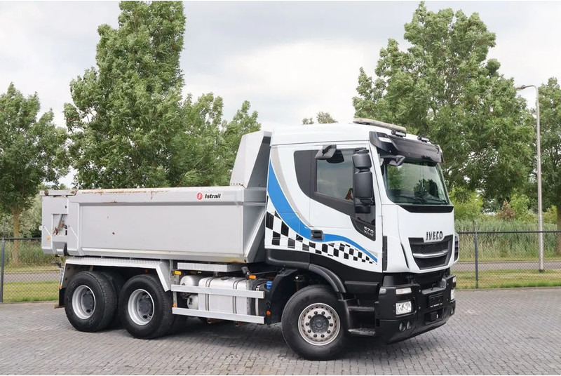 Iveco Stralis X-WAY 570 6X4 FULL STEEL BIG AXLES RETARDER EURO 6 - Billenőplatós teherautó: 5 kép. Iveco Stralis X-WAY 570 6X4 FULL STEEL BIG AXLES RETARDER EURO 6 - Billenőplatós teherautó: 5 kép.