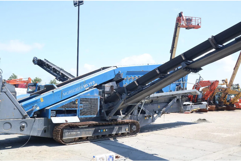 Kleemann MS19D | 500 T/H | TRIPPLE DECK | REMOTE CONTROL - Osztályozó berendezés: 3 kép. Kleemann MS19D | 500 T/H | TRIPPLE DECK | REMOTE CONTROL - Osztályozó berendezés: 3 kép.