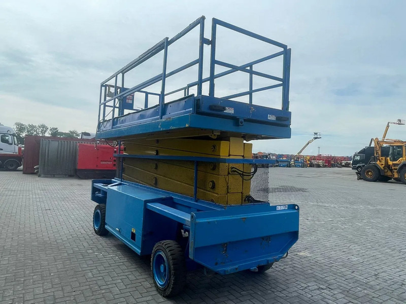 Liftlux SL172-18E2WD | 19.2 METER | NOT WORKING - Ollós emelő: 5 kép. Liftlux SL172-18E2WD | 19.2 METER | NOT WORKING - Ollós emelő: 5 kép.