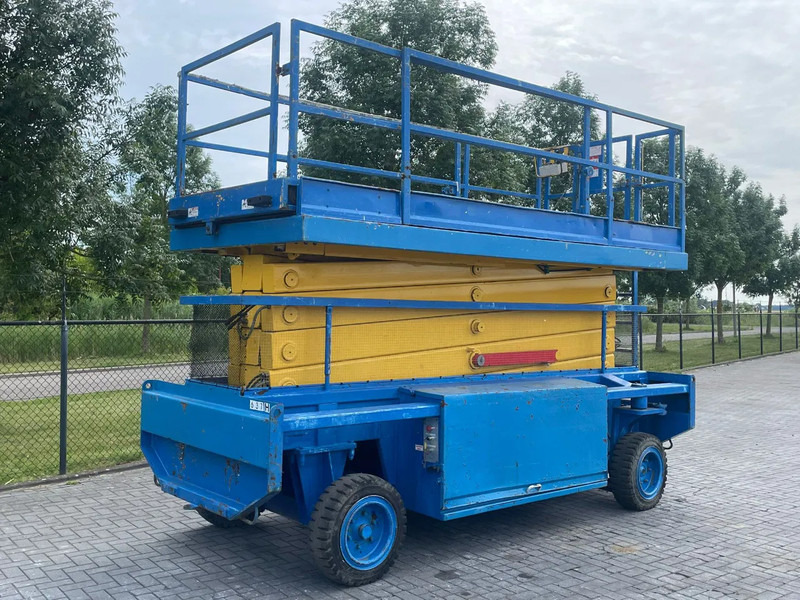 Liftlux SL172-18E2WD | 19.2 METER | NOT WORKING - Ollós emelő: 3 kép. Liftlux SL172-18E2WD | 19.2 METER | NOT WORKING - Ollós emelő: 3 kép.