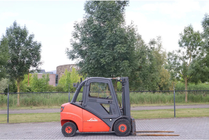 Linde H35D | SIDESHIFT + SPREADER | FREELIFT | 4.7 M - Dízel targonca: 4 kép. Linde H35D | SIDESHIFT + SPREADER | FREELIFT | 4.7 M - Dízel targonca: 4 kép.