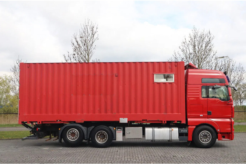 MAN TGA 26.480 | 6X2 | RETARDER | BDF | MOBILE WORKSHOP - Cserefelépítményes teherautó: 4 kép. MAN TGA 26.480 | 6X2 | RETARDER | BDF | MOBILE WORKSHOP - Cserefelépítményes teherautó: 4 kép.