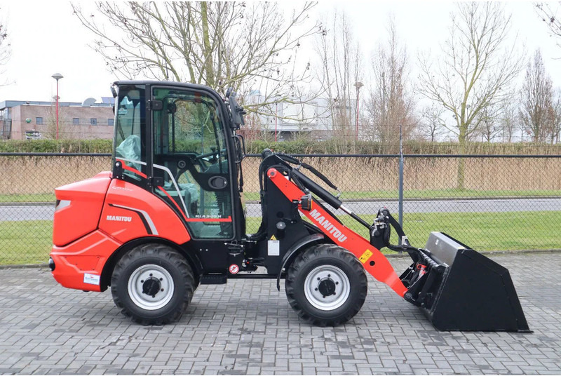 Manitou MLA 3-25 H | BUCKET | QUICK COUPLER | NEW UNUSED - Gumikerekes homlokrakodó: 4 kép. Manitou MLA 3-25 H | BUCKET | QUICK COUPLER | NEW UNUSED - Gumikerekes homlokrakodó: 4 kép.
