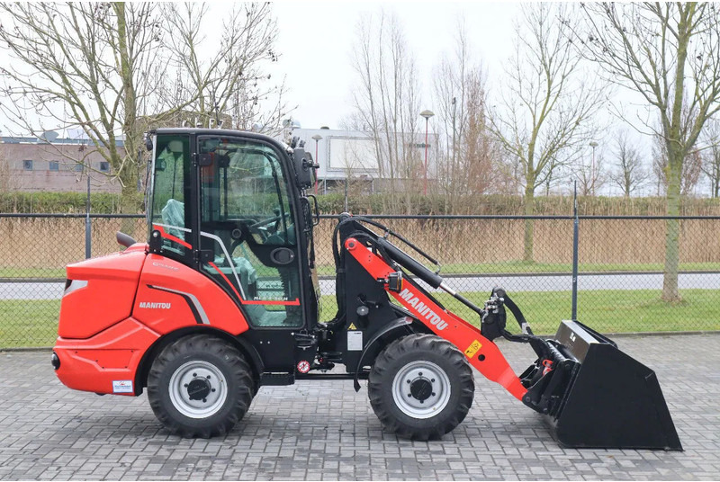 Manitou MLA 4-50 H | BUCKET | QUICK COUPLER | NEW UNUSED - Gumikerekes homlokrakodó: 4 kép. Manitou MLA 4-50 H | BUCKET | QUICK COUPLER | NEW UNUSED - Gumikerekes homlokrakodó: 4 kép.