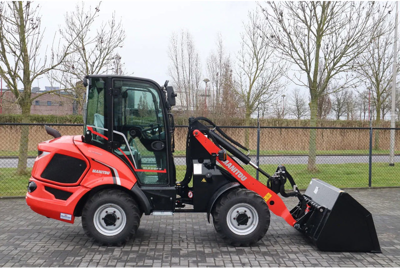 Manitou MLA 5-50 H | BUCKET | QUICK COUPLER | NEW UNUSED - Gumikerekes homlokrakodó: 4 kép. Manitou MLA 5-50 H | BUCKET | QUICK COUPLER | NEW UNUSED - Gumikerekes homlokrakodó: 4 kép.