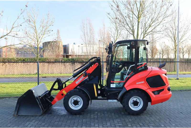 Manitou MLA 5-50 H | BUCKET | QUICK COUPLER | NEW UNUSED - Gumikerekes homlokrakodó: 1 kép. Manitou MLA 5-50 H | BUCKET | QUICK COUPLER | NEW UNUSED - Gumikerekes homlokrakodó: 1 kép.