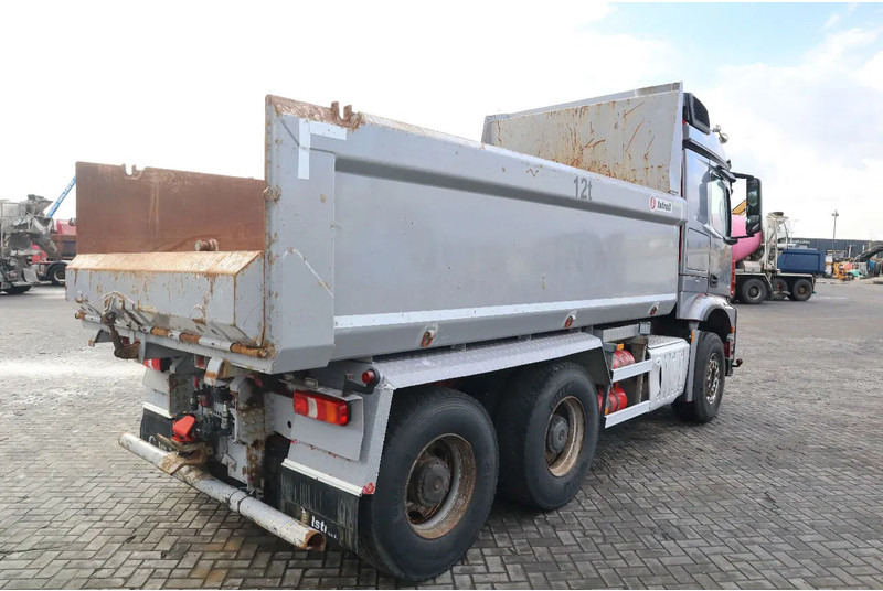 Mercedes-Benz Arocs 2658 2858 | 6X4 EURO 6 BIG AXLES | RETARDER | ENGINE PROBLEM - Billenőplatós teherautó: 5 kép. Mercedes-Benz Arocs 2658 2858 | 6X4 EURO 6 BIG AXLES | RETARDER | ENGINE PROBLEM - Billenőplatós teherautó: 5 kép.
