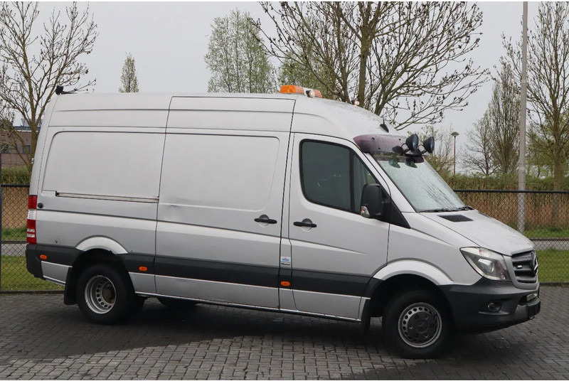 Mercedes-Benz Sprinter 516 | 4X2 | MOBILE WORKSHOP | WERKSTATT | SERVICE VAN - Dobozos kisteherautó: 3 kép. Mercedes-Benz Sprinter 516 | 4X2 | MOBILE WORKSHOP | WERKSTATT | SERVICE VAN - Dobozos kisteherautó: 3 kép.