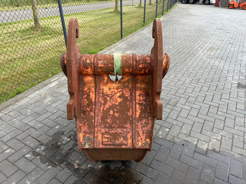 Onbekend TRENCH BUCKET | SLEUVEN BAK | CW30 - Kanál - Építőipari gépek: 5 kép. Onbekend TRENCH BUCKET | SLEUVEN BAK | CW30 - Kanál - Építőipari gépek: 5 kép.