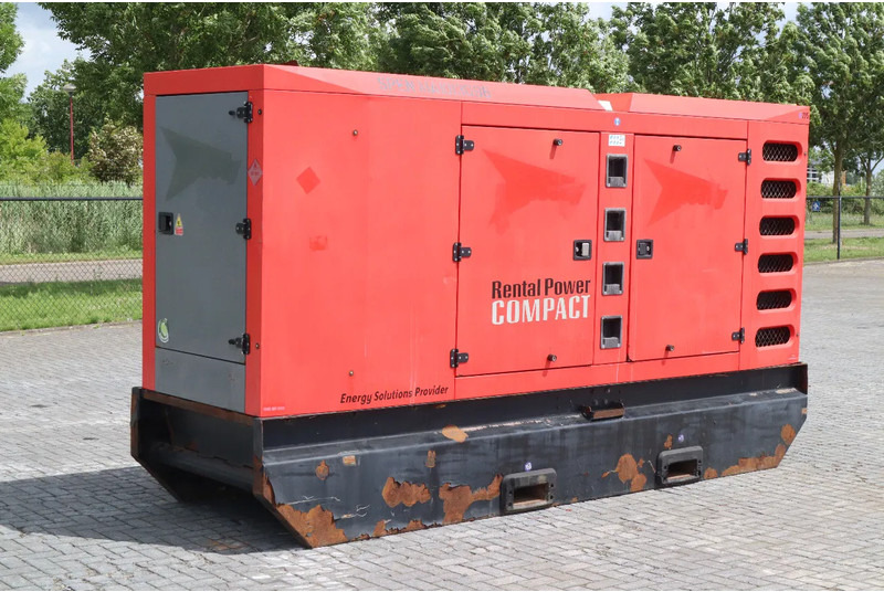 SDMO R275 C3 | 275 KVA | 400 V - Áramfejlesztő: 3 kép. SDMO R275 C3 | 275 KVA | 400 V - Áramfejlesztő: 3 kép.