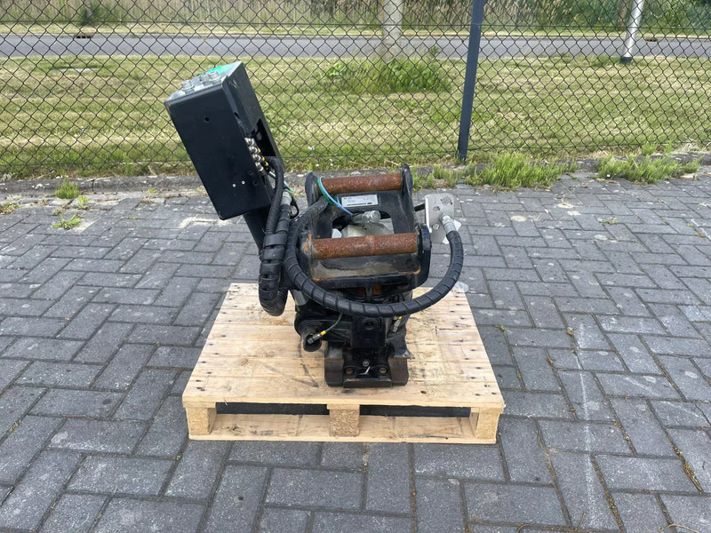 STEELWRIST X06 S40 | TILT ROTATOR | VLS | FPL | RF | NEW / UNUSED - Tiltrotátor - Építőipari gépek: 2 kép. STEELWRIST X06 S40 | TILT ROTATOR | VLS | FPL | RF | NEW / UNUSED - Tiltrotátor - Építőipari gépek: 2 kép.