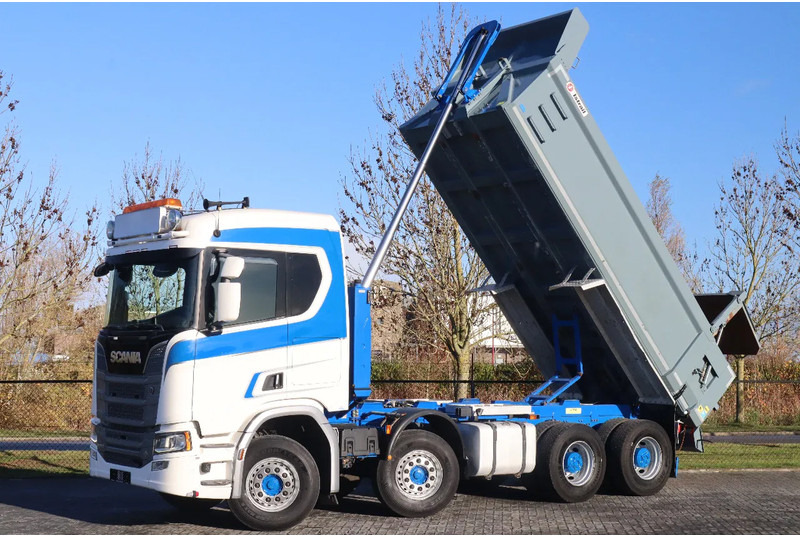 Scania R580 V8 NGS | 8X4 | BIG AXLES | RETARDER | EURO 6 - Billenőplatós teherautó: 1 kép. Scania R580 V8 NGS | 8X4 | BIG AXLES | RETARDER | EURO 6 - Billenőplatós teherautó: 1 kép.