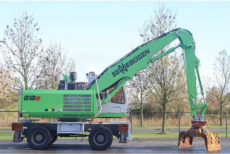 Sennebogen 818 E K9 ULM | SORTING GRAB | GOOD TIRES - Hulladék kotró: 4 kép. Sennebogen 818 E K9 ULM | SORTING GRAB | GOOD TIRES - Hulladék kotró: 4 kép.