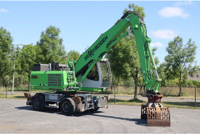 Sennebogen 818 M K9 ULM | SORTING GRAB | GOOD CONDITION - Gumikerekes kotró: 5 kép. Sennebogen 818 M K9 ULM | SORTING GRAB | GOOD CONDITION - Gumikerekes kotró: 5 kép.