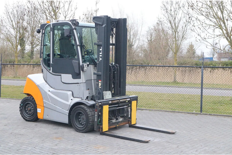 Still RX 70-50 /600 | TRIPLEX | FORK EXT. | SIDESHIFT - Dízel targonca: 5 kép. Still RX 70-50 /600 | TRIPLEX | FORK EXT. | SIDESHIFT - Dízel targonca: 5 kép.