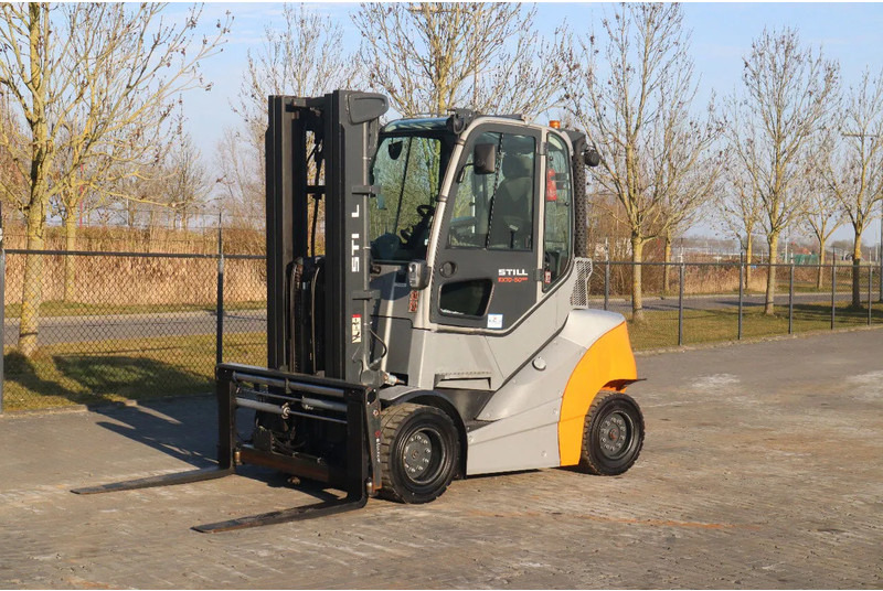 Still RX 70-50 /600 | TRIPLEX | FORK EXT. | SIDESHIFT - Dízel targonca: 2 kép. Still RX 70-50 /600 | TRIPLEX | FORK EXT. | SIDESHIFT - Dízel targonca: 2 kép.