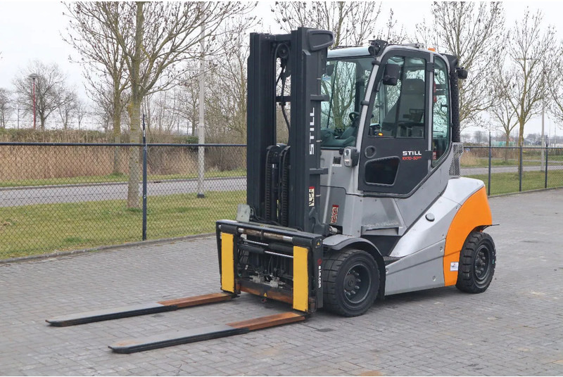 Still RX 70-50 /600 | TRIPLEX | FORK EXT. | SIDESHIFT - Dízel targonca: 2 kép. Still RX 70-50 /600 | TRIPLEX | FORK EXT. | SIDESHIFT - Dízel targonca: 2 kép.