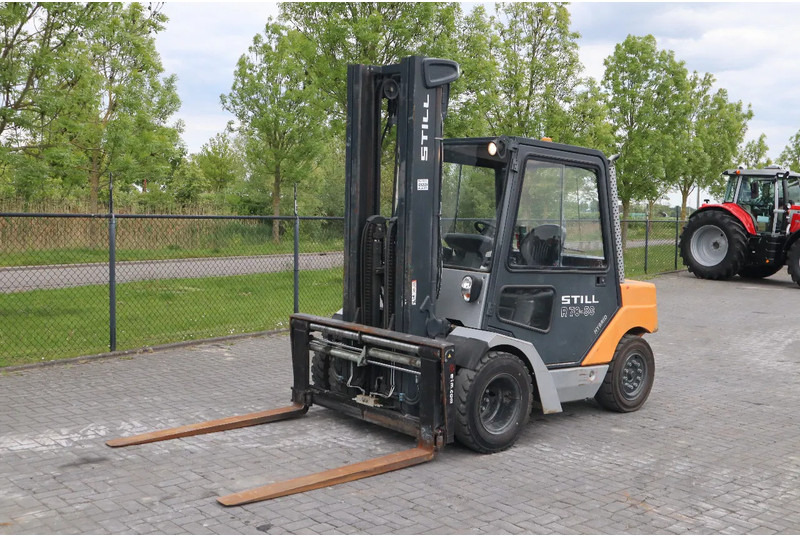 Still RX70-50 | TRIPLEX | SIDESHIFT | POSITIONERS | GOOD CONDITION - Villás targonca: 2 kép. Still RX70-50 | TRIPLEX | SIDESHIFT | POSITIONERS | GOOD CONDITION - Villás targonca: 2 kép.