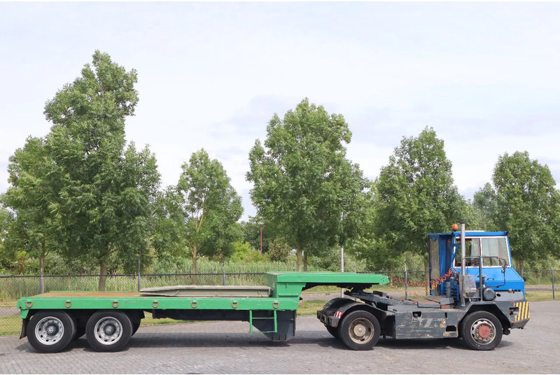 Terberg RT 20 4X4 + HEAVY SEMI TRAILER - Terminál targoncá: 4 kép. Terberg RT 20 4X4 + HEAVY SEMI TRAILER - Terminál targoncá: 4 kép.