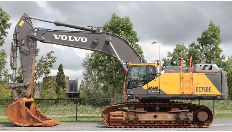 Volvo EC 750 EL | BUCKET | GOOD CONDITION - Lánctalpas kotró: 1 kép. Volvo EC 750 EL | BUCKET | GOOD CONDITION - Lánctalpas kotró: 1 kép.