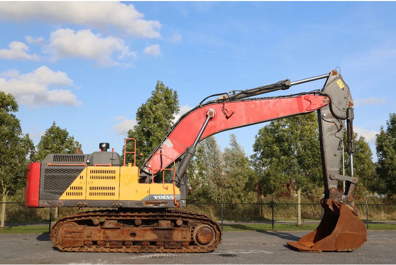 Volvo EC 750 EL | BUCKET | HYDRAULIC QUICK COUPLER - Lánctalpas kotró: 4 kép. Volvo EC 750 EL | BUCKET | HYDRAULIC QUICK COUPLER - Lánctalpas kotró: 4 kép.