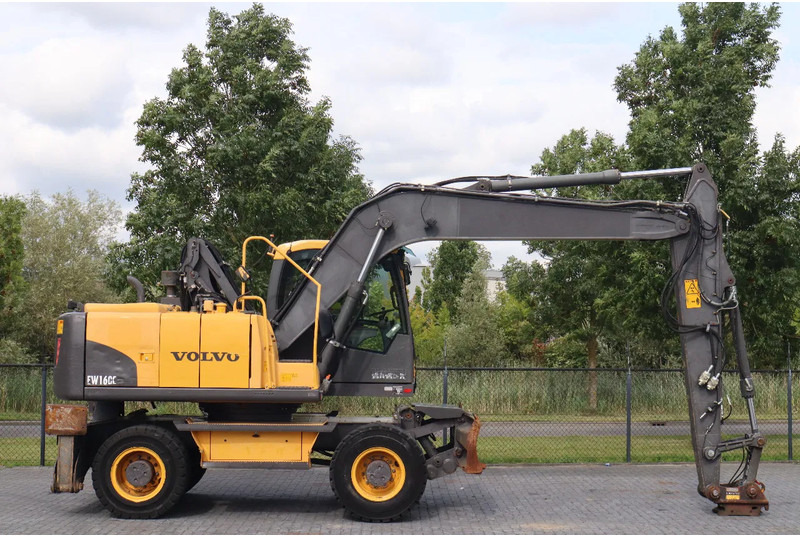 Volvo EW160 C | QUICK COUPLER | ELEVATING CABIN | UMSCHLAG - Hulladék kotró: 4 kép. Volvo EW160 C | QUICK COUPLER | ELEVATING CABIN | UMSCHLAG - Hulladék kotró: 4 kép.