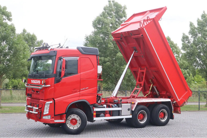 Volvo FH 540 | 6X4 | RETARDER | BIG AXLES | EURO 6 - Billenőplatós teherautó: 1 kép. Volvo FH 540 | 6X4 | RETARDER | BIG AXLES | EURO 6 - Billenőplatós teherautó: 1 kép.