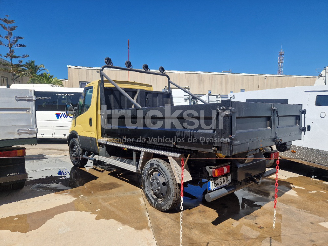 IVECO 55S18H - Horgos rakodó teherautó: 4 kép. IVECO 55S18H - Horgos rakodó teherautó: 4 kép.